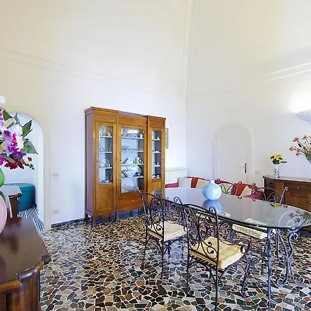 Prázdninový dům Sleeps 7 Air Con Wifi Positano